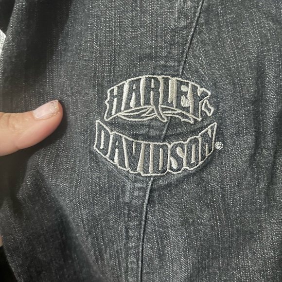 Women’s Harley Davidson short sleeve button up shirt - Picture 2 of 6